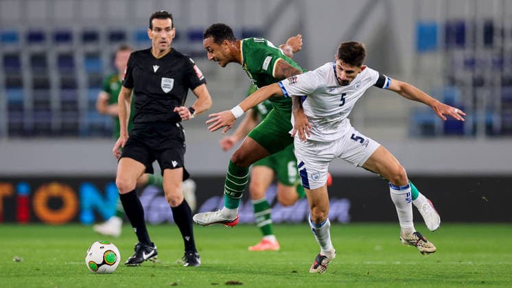 UEFA Nations League Group Stage, TSC Arena, BaÄka Topola, Serbia 4 10 2026 Republic of Ireland vs Israel Ireland s Adam Idah is fouled by Israel s Idan Nachmias Adam Idah is fouled by Idan Nachmias 4 10 2026  Copyright: xx RB1_0270