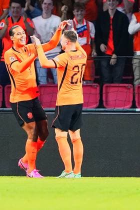2026-10-04 UEFA Nations League: Netherlands v Serbia EINDHOVEN, NETHERLANDS - OCTOBER 4: Virgil van Dijk of the Netherlands and Teun Koopmeiners of Netherlands during the UEFA Nations League match between Netherlands and Serbia at Philips Stadion on October 4, 2026 in Eindhoven, Netherlands. Eindhoven Philips Stadion Netherlands Content not available for redistribution in The Netherlands directly or indirectly through any third parties. Copyright: xAndrexWeeningx