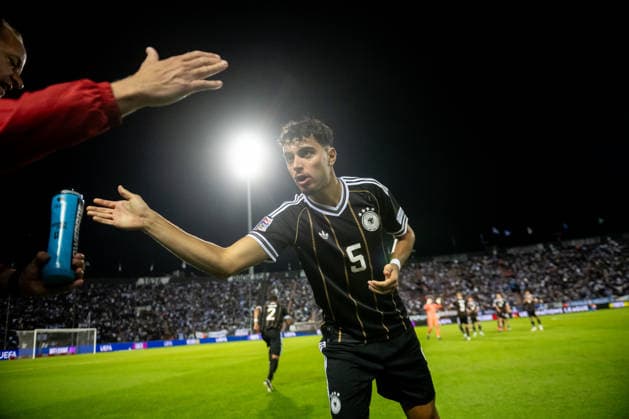 Aleksandar Pavlovic seen during UEFA Nations League Division A game between National Teams of Greece and Germany (Jacek Prondzynski Ball Raw Images) Thessaloniki Greece, Thessaloniki Greece Copyright: xJacekxProndzynskix jacekprondzynski_greecegermany_2627_047