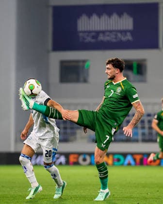 UEFA Nations League Group Stage, TSC Arena, BaÄka Topola, Serbia 4 10 2026 Republic of Ireland vs Israel Ireland™s Troy Parrott with Israel s Liel Abada Troy Parrott with Liel Abada 4 10 2026  Copyright: xx RB2_0943