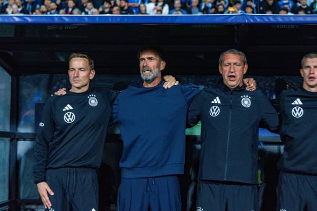 Nations League, Group A, Matchday 4, Greece vs. Germany at Toumba Stadium in Thessaloniki; Jürgen Klopp and the German team singing the national anthem Copyright: xBahhoxKarax