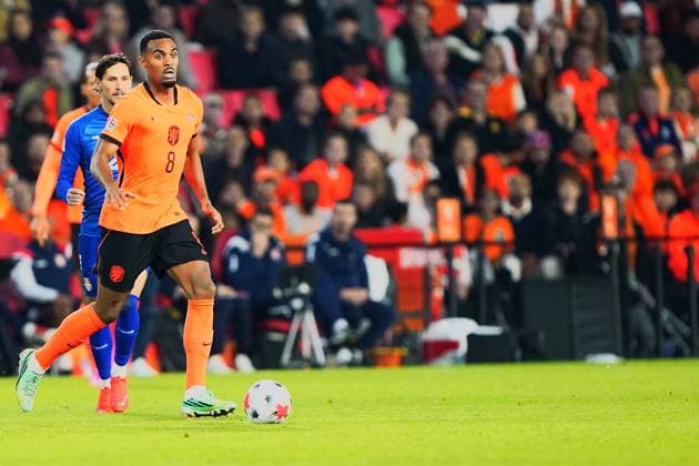 2026-10-04 UEFA Nations League: Netherlands v Serbia EINDHOVEN, NETHERLANDS - OCTOBER 4: Ryan Gravenberch of the Netherlands during the UEFA Nations League match between Netherlands and Serbia at Philips Stadion on October 4, 2026 in Eindhoven, Netherlands. Eindhoven Philips Stadion Netherlands Content not available for redistribution in The Netherlands directly or indirectly through any third parties. Copyright: xAndrexWeeningx