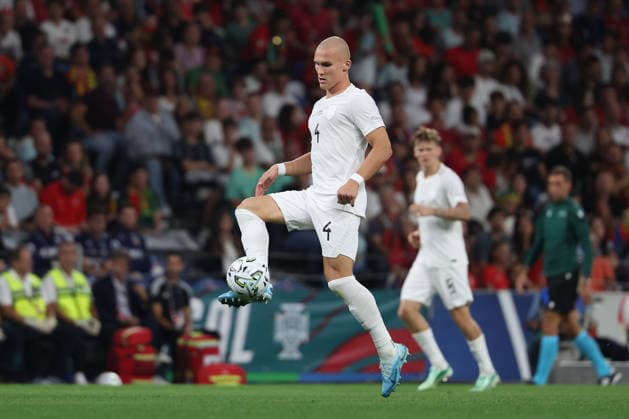 Porto, Portugal, October 4: Leo Oestigard of Norway in action with the ball during the UEFA Nations League 2026–27 League Phase Matchday 4 match between Portugal and Norway at Estádio do Dragão in Porto, Portugal Copyright: HMBxMedia JoaquimxFerreira
