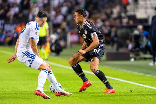 Derry Scherhant (Germany), 09 vs. Manolis Saliakas (Greece), 17 Greece vs. Germany, Soccer, UEFA Nations League, Matchday 4, 2026–2027 Season, October 4, 2026 Greece vs. Germany, Soccer, UEFA Nations League, Matchday 4, 2026–2027 Season, October 4, 2026 Thessaloniki Copyright: xEibner-Pressefoto J.xDerondeaux EP_JDU