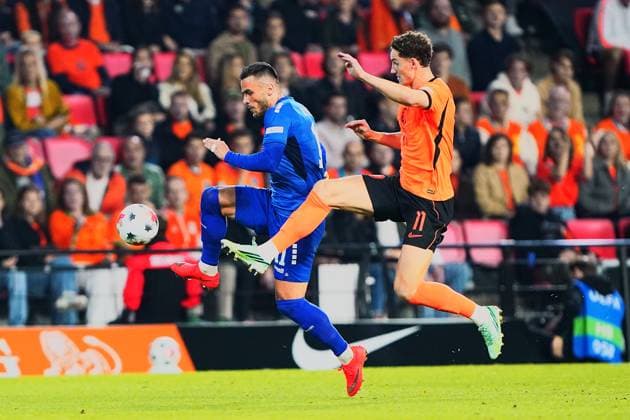 2026-10-04 UEFA Nations League: Netherlands v Serbia EINDHOVEN, NETHERLANDS - OCTOBER 4: Filip Kostic and Ruben van Bommel of PSV Eindhoven during the UEFA Nations League match between Netherlands and Serbia at Philips Stadion on October 4, 2026 in Eindhoven, Netherlands. Eindhoven Philips Stadion Netherlands Content not available for redistribution in The Netherlands directly or indirectly through any third parties. Copyright: xAndrexWeeningx