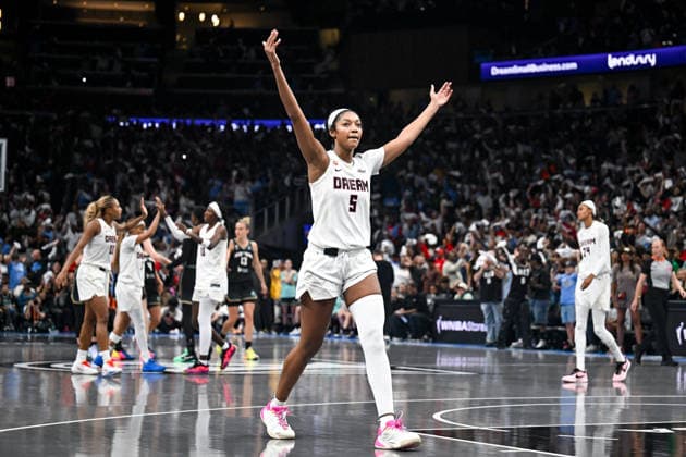 ATLANTA, GA - OCTOBER 04: Atlanta forward Angel Reese (5) reacts during the WNBA, Basketball Damen, USA second round playoff game between the New York Liberty and the Atlanta Dream on October 4th, 2026 at State Farm Arena in Atlanta, GA. (Photo by Rich von Biberstein Icon Sportswire) WNBA: OCT 04 New York Liberty at Atlanta Dream EDITORIAL USE ONLY Icon261004051