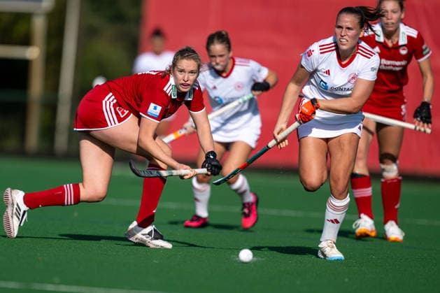 BHC 1 Women s Red-White Cologne 1–2 Field Hockey, 1st Bundesliga, Women s, First Half of the Season, 2026–2027 Season, Bremen, Germany, October 4, 2026 BHC 1 Women’s Rot Weiss Köln 1–2 at Bremer Hockey Club e.V. on October 4, 2026, in Bremen, Germany Photo by Axel Kaste Lena Frerichs, Bremer HC, right in white: Bremen Bremer Hockey Club e.V., Free Hanseatic City of Bremen, Germany BHC Damen - RWK 1-2 4.10.26 LR-1939