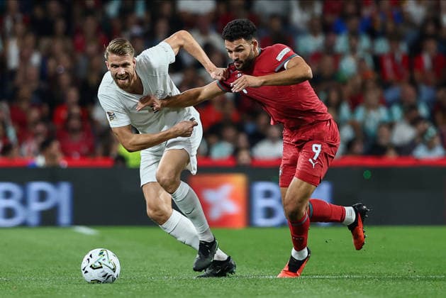 POR: Portugal v Norway. UEFA Nations League. Matchday 4. Kristoffer Ajer of Norway in action against Goncalo Ramos of Portugal during the Portugal and Norway UEFA Nations League match at Estadio do Dragao Stadium on October, 2026 in Porto, Portugal. kpng Copyright: xBaguxBlancox xPRESSINPHOTOx SA_2627_POR_NOR_022