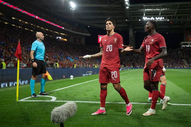 October 4, 2026, Porto, Porto, Portugal: Portugal and Barcelona defender JOAO CANCELO (20) celebrating after scoring a goal during the game for Nations League between Portugal and Norway at Estadio do Dragao Porto Portugal - ZUMAs359 20261004_zsp_s359_176 Copyright: xAlexandrexdexSousax
