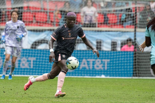 Gotham FC Vs Angel City FC in an NWSL regular-season at Sports Illustrated Stadium in Harrison , United States - 4 OCT 2026. Prisca Chilufya of Angel City FC seen in action during a NWSL regular season match between Angel City FC and Gotham FC at Sports Illustrated Stadium. Final Score; Gotham FC 1 : 1 Angel City FC. Harrison United States Copyright: xRonaldxSmitsx xSOPAxImagesx GothamAngel-17