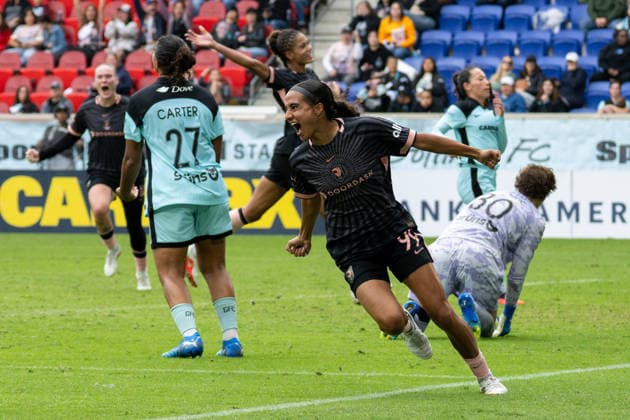 Gotham FC Vs Angel City FC in an NWSL regular-season at Sports Illustrated Stadium in Harrison , United States - 4 OCT 2026. Taylor Suarez of Angel City FC seen celebrating a goal during a NWSL regular season match between Angel City FC and Gotham FC at Sports Illustrated Stadium. Final Score; Gotham FC 1 : 1 Angel City FC. Harrison United States Copyright: xRonaldxSmitsx xSOPAxImagesx GothamAngel-30