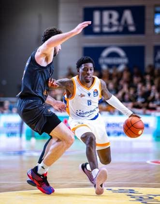 BASKETBALL EASYCREDIT BBL MATCHDAY 4 SCIENCE CITY JENA NINERS CHEMNITZ ** FOR EDITORIAL PURPOSES ONLY ** EDITORIAL USE ONLY ** p 04 10 2026 Jena Basketball easyCredit BBL 1 Basketball Bundesliga Season 2026–2027 Matchday 4 Sparkassen Arena Science City Jena NINERS Chemnitz in the photo: Sacar Anim 15 Science City Jena in a duel with Ben Burnham 25 NINERS Chemnitz Germany Thuringia Jena Copyright SaschaxFromm Copyright: SaschaxFromm doc87w55eppdfqw2s7wei9 ,EDITORIAL USE ONLY Copyright: SaschaxFromm