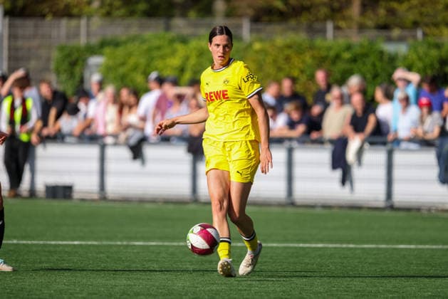 Lara Schmidt BVB, DJK Südwest Köln vs. Borussia Dortmund, Women s Regionalliga West, Matchday 7, Cologne, October 4, 2026