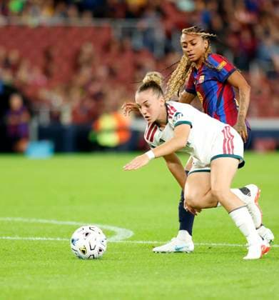 October 4, 2026, Sabadell, Barcelona, Spain: Barcelona Spain 04.09.2026 Kerolin ( FC Barcelona, Barca and Irune Dorado (Real Madrid) battle for the ball during the Liga F between FC Barcelona and Real Madrid at Camp Nou on 04 October 2026 in Barcelona. Soccer Liga F: FC Barcelona 7-0 Real Madrid  - ZUMAu50_ 20261004_zsp_u50_033 Copyright: xXavixUrgelesx