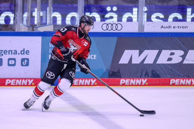 Ingolstadt, Germany, October 4, 2026 PENNY DEL 2026–2027, Game 6: ERC Ingolstadt vs. Kölner Haie. Pictured: Brady Austin (KEC) warming up Copyright: xFotostandx xSchäferx