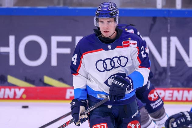 Ingolstadt, Germany, October 4, 2026 PENNY DEL 2026–2027, Game 6: ERC Ingolstadt vs. Kölner Haie. Pictured: Paul Vinzens of ERC Ingolstadt during warm-ups. Copyright: xFotostandx xSchäferx