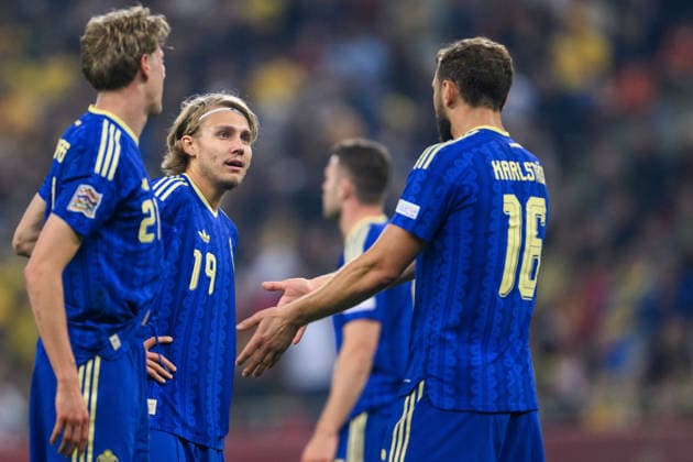 October 5, 2026: Alexander Bernhardsson, Sebastian Nanasi, and Jesper Karlström of Sweden during the Nations League soccer match between Romania and Sweden on October 5, 2026 in Bucharest. Photo by Ludvig Thunman. BILDBYRAN code LT LT0828 soccer football fotball Nations League UEFA Nations League Romania Sweden Sweden A BBENG  Copyright: LUDVIGxTHUNMAN BB261005LT070