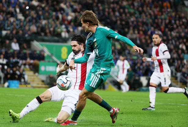UEFA Nations League Group Stage Northern Ireland vs Georgia 5 10 2026 Northern Ireland™s Isaac Price with Georgia™s Saba Sazonov Isaac Price with Saba Sazonov 5 10 2026  Copyright: xx 051026JP2football013