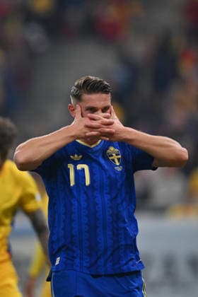 Romania v Sweden - UEFA Nations League 2026 27 Group B4 MD4 Viktor Gyokeres celebrates after scoring his team s first goal during the UEFA Nations League match between Romania and Sweden in Bucharest, Romania, on October 5, 2026. Bucharest Romania  Copyright: xAlexxNicodimx originalFilename:nicodim-romaniav261005_npZuM.jpg