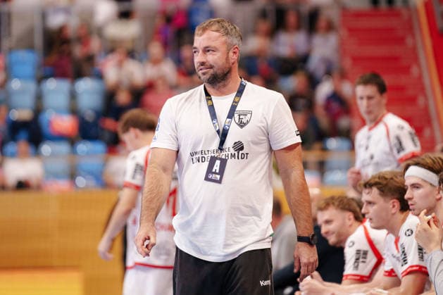 2 Handball Bundesliga, Matchday 6, 1: VfL Potsdam vs. TuS Ferndorf, Ceven Klatt (TuS Ferndorf, coach) on October 5, 2026, at the MBS Arena, Potsdam, Brandenburg, Germany