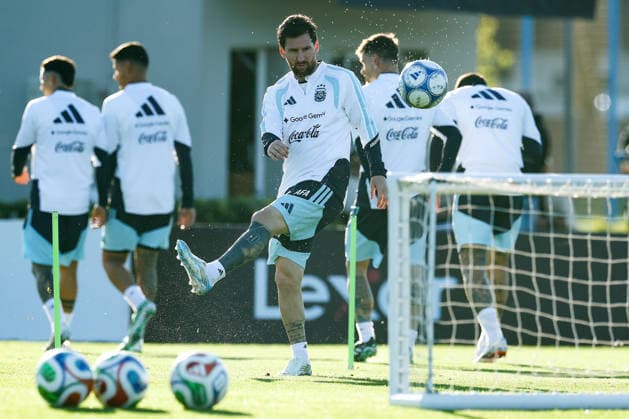 Argentina’s forward Lionel Messi takes part in a training session at the AFA (Argentine Football Association) training center in Ezeiza, Buenos Aires Province, on October 5, 2026, ahead of the upcoming friendly soccer matches against the Benin national team. Lionel Messi took part in the final training session of his professional career with the Argentine national team before his farewell match. Photo by Alejandro Pagni PHOTOxPHOTO EZEIZA ARGENTINA Copyright: xAlejandroxPAGNIx