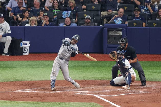 October 5, 2026, St. Petersburg, Florida, USA: New York Yankees catcher AUSTIN WELLS (28) hits a pitch during game 2 of the American League Division Series against the Tampa Bay Rays. The Tampa Bay Rays hosted the New York Yankees the at Tropicana Field in St. Petersburg, FL. St. Petersburg USA - ZUMAm299 20261005_znp_m299_001 Copyright: xTaylorxMcFeex
