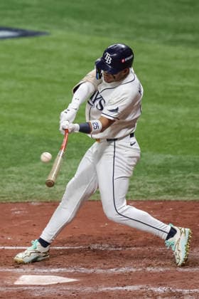 October 5, 2026, St. Petersburg, Florida, USA: Tampa Bay Rays left fielder CHANDLER SIMPSON (14) hits a single to left field during the third inning of game 2 of the American League Division Series against the New York Yankees. The Tampa Bay Rays hosted the New York Yankees the at Tropicana Field in St. Petersburg, FL. St. Petersburg USA - ZUMAm299 20261005_znp_m299_002 Copyright: xTaylorxMcFeex