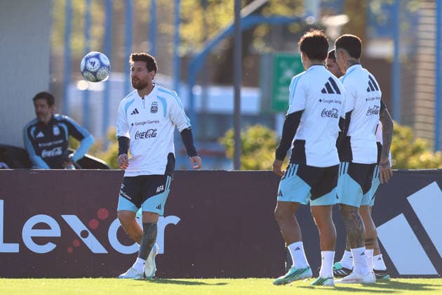 Argentina Training Session Argentina s Lionel Messi attends a training session at the Argentine Football Association (AFA) training complex in Ezeiza, on the outskirts of Buenos Aires, Argentina, on October 5, 2026, ahead of his final appearance for the national team, Nationalteam in a friendly against Benin. Buenos Aires Argentina  Copyright: xMatiasxBagliettox originalFilename:baglietto-notitle261005_npXxl.jpg