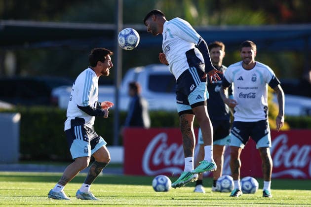 Argentina Training Session Argentina s Lionel Messi attends a training session at the Argentine Football Association (AFA) training complex in Ezeiza, on the outskirts of Buenos Aires, Argentina, on October 5, 2026, ahead of his final appearance for the national team, Nationalteam in a friendly against Benin. Buenos Aires Argentina  Copyright: xMatiasxBagliettox originalFilename:baglietto-notitle261005_npztH.jpg