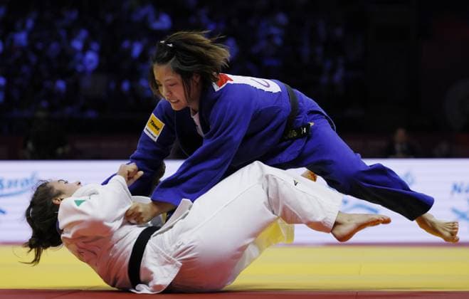 Judo: World championships Uta Abe (blue) of Japan competes en route to beating Ariane Toro Soler of Spain in the women s 52-kilogram final at the judo world championships in Baku, Azerbaijan, on Oct. 5, 2026.  A14AA0005630210P
