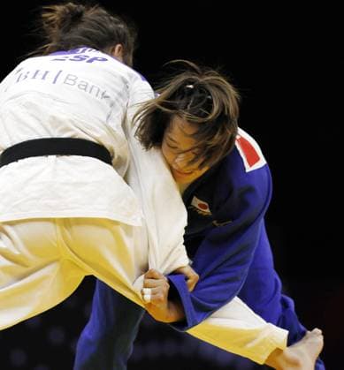 Judo: World championships Uta Abe (blue) of Japan competes en route to beating Ariane Toro Soler of Spain in the women s 52-kilogram final at the judo world championships in Baku, Azerbaijan, on Oct. 5, 2026.  A14AA0005630212P