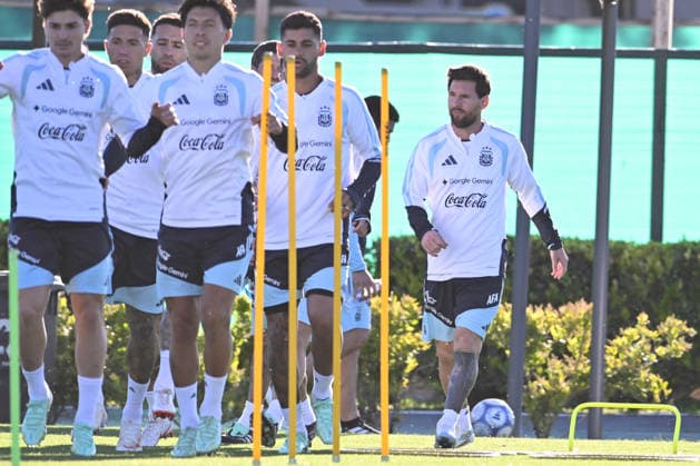 BUENOS AIRES, ARGENTINA - OCTOBER 5: Lionel Messi of Argentina last training for national team, Nationalteam at the Lionel Andres Messi Training Camp on October 5, 2026 in Buenos Aires, Argentina. Argentina will face Benin tomorrow in an International Friendly, Länderspiel, Nationalmannschaft match at the Estadio Monumental, marking Messi s final farewell appearance for the national team. Photo by SFSI Lionel Messi of Argentina national team last training Copyright: xx
