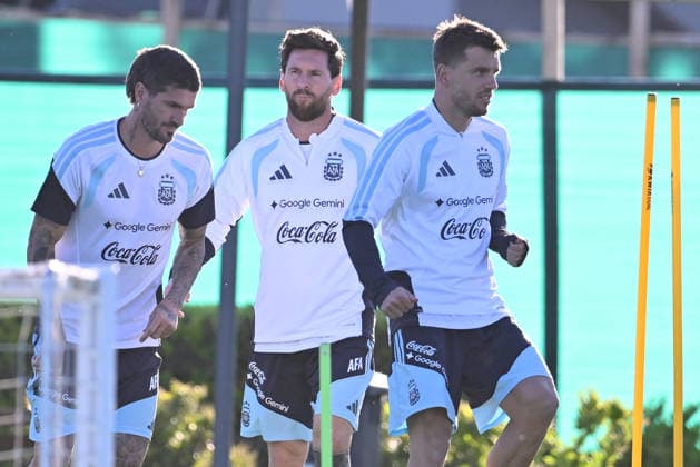 BUENOS AIRES, ARGENTINA - OCTOBER 5: Lionel Messi of Argentina last training for national team, Nationalteam at the Lionel Andres Messi Training Camp on October 5, 2026 in Buenos Aires, Argentina. Argentina will face Benin tomorrow in an International Friendly, Länderspiel, Nationalmannschaft match at the Estadio Monumental, marking Messi s final farewell appearance for the national team. Photo by SFSI Lionel Messi of Argentina national team last training Copyright: xx