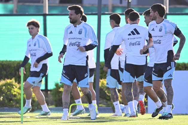 BUENOS AIRES, ARGENTINA - OCTOBER 5: Lionel Messi of Argentina last training for national team, Nationalteam at the Lionel Andres Messi Training Camp on October 5, 2026 in Buenos Aires, Argentina. Argentina will face Benin tomorrow in an International Friendly, Länderspiel, Nationalmannschaft match at the Estadio Monumental, marking Messi s final farewell appearance for the national team. Photo by SFSI Lionel Messi of Argentina national team last training Copyright: xx