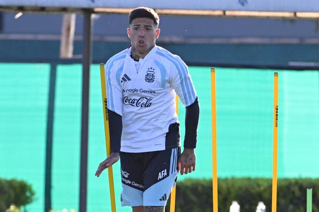 BUENOS AIRES, ARGENTINA - OCTOBER 5: Enzo Fernandez at the Lionel Andres Messi Training Camp on October 5, 2026 in Buenos Aires, Argentina. Argentina will face Benin tomorrow in an International Friendly, Länderspiel, Nationalmannschaft match at the Estadio Monumental, marking Messi s final farewell appearance for the national team, Nationalteam Photo by SFSI Lionel Messi of Argentina national team last training Copyright: xx