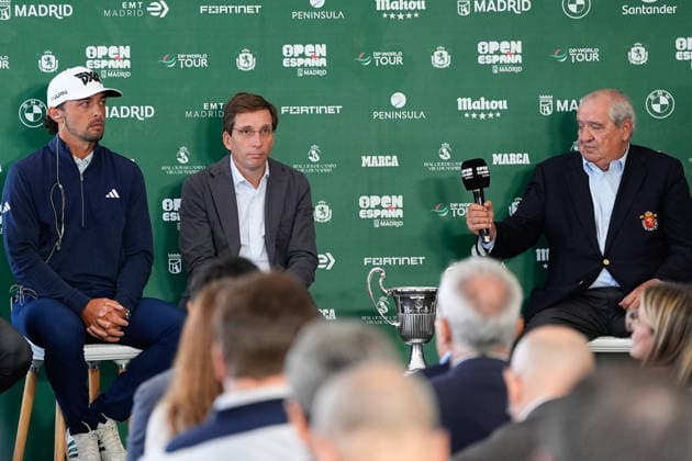 October 6, 2026, Madrid, Madrid, Spain: Marco Penge, Jose Luis Martinez-Almeida, Mayor of Madrid and Juan Guerrero-Burgos, Royal Spanish Golf Federation attend during the presentation of the Open de EspaoÂ±a 2026 presented by Madrid at the Real Club de Campo Villa de Madrid on October 06, 2026 in Madrid, Spain. Madrid Spain - ZUMAa181 20261006_zaa_a181_028 Copyright: xDennisxAgyemanx