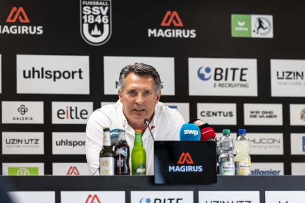 Press Conference: SSV Ulm 1846 Soccer – Introduction of Alois Schwartz, Soccer, Regionalliga Southwest, Donaustadion, Ulm, October 6, 2026; cropped single image, portrait of Alois Schwartz, SSV Ulm 1846 Soccer, coach and sporting director; press conference, SSV Ulm 1846 Soccer, introduction of Alois Schwartz, Soccer, Regionalliga Southwest, Donaustadion Ulm, October 26, 2006; Photo by Lucca Fundel, Ulm, Donaustadion, Baden-Württemberg, Germany