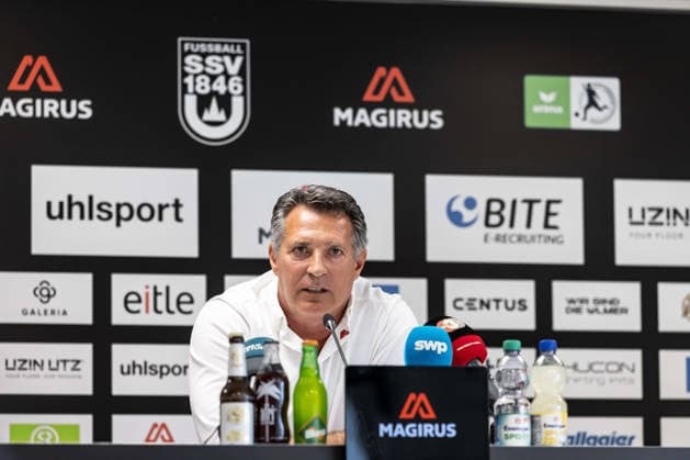 Press Conference: SSV Ulm 1846 Soccer – Introduction of Alois Schwartz, Soccer, Regionalliga Southwest, Donaustadion, Ulm, October 6, 2026; cropped single image, portrait of Alois Schwartz, SSV Ulm 1846 Soccer, coach and sporting director; press conference, SSV Ulm 1846 Soccer, introduction of Alois Schwartz, Soccer, Regionalliga Southwest, Donaustadion Ulm, October 26, 2006; Photo by Lucca Fundel, Ulm, Donaustadion, Baden-Württemberg, Germany