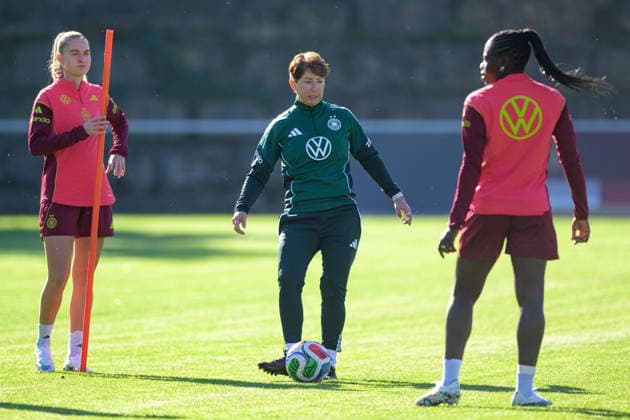 Soccer, National Team, Women, 20261006, Fraining DFB Women Pictured: Maren Meinert, assistant coach for the German women s national team, Eppelheim ASV, Eppelheim, Baden-Württemberg, Germany Copyright: Passion2Press MarkusxFischerx