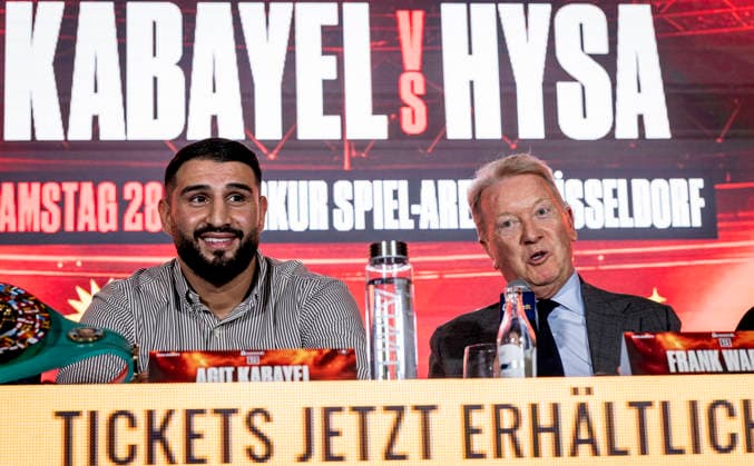 Düsseldorf, Germany, Oct. 6, 2026: Agit Kabyle with promoter Frank Warren at a press conference for Agit Kabyle (GER) vs. Nelson Hysa (ALB) on Oct. 6, 2026