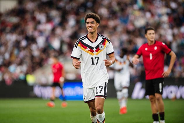 U-21 European Championship Qualifier: Germany vs. Georgia, October 6, 2026 – Goal Celebration: Noah Darvich (Germany), 17, 1–0 for Germany – Soccer, U-21 European Championship Qualifier, Matchday 10: Germany vs. Georgia on October 6, 2026, Bielefeld DFB REGULATIONS PROHIBIT ANY USE OF PHOTOGRAPHS AS IMAGE SEQUENCES AND OR QUASI-VIDEO Copyright: xBEAUTIFULxSPORTS Tonhäuserx