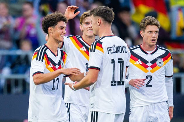 October 6, 2026 Soccer, 2026–2027, U-21, European Championship Qualifiers, Germany vs. Georgia L R Noah Darvich (Germany) celebrates with Aljoscha Kemlein (Germany) after scoring the 1–0 goal; Dzenan Pejcinovic (Germany); Elias Baum (Germany)