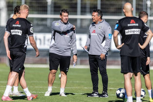 SSV Ulm 1846 Soccer Practice with Alois Schwartz, Soccer, Southwest Regional League, Ulm Training Field, October 6, 2026; from left: Oliver Unsöld, SSV Ulm 1846 Soccer, Assistant Coach, Alois Schwartz, SSV Ulm 1846 Soccer, Head Coach and Sports Director; SSV Ulm 1846 Soccer Training with Alois Schwartz, Soccer, Southwest Regional League, Ulm Training Field, October 26, 2006; Photo by Lucca Fundel, Ulm Training Field, Baden-Württemberg, Germany