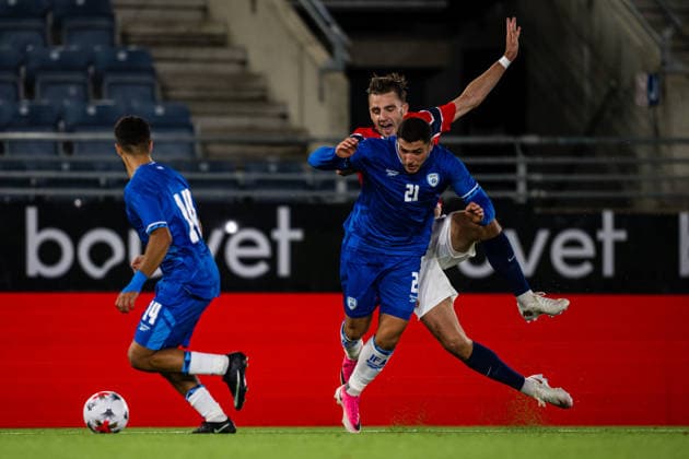 October 6, 2026: Niv Gabay of Israel and Niklas Odegard of Norway during the UEFA European Under-21 Qualifier soccer match between Norway and Israel on October 6, 2026 in Stavanger. Photo by Marius Simensen. BILDBYRAN COP 238 bbeng em qualification football soccer Israel Norway U21 UEFA Euro Under-21 Qualifiers  Copyright: MARIUSxSIMENSEN BB261006BB625