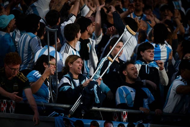Argentina x Benin BUENOS AIRES, AR - 06.10.2026: ARGENTINA X BENIN - Fans of Argentina during the International Friendly, Länderspiel, Nationalmannschaft match between Argentina and Benin on Tuesday, October 6, 2026, at the Estadio Monumental in Buenos Aires, Argentina. The match marks Messi& 39;s farewell to the Argentine national team, Nationalteam (Photo: Gabriel Sotelo Fotoarena) x3026011x  GabrielxSotelo
