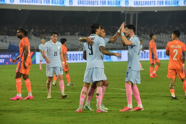 India v Uruguay - FIFA International Friendly, Länderspiel, Nationalmannschaft Match Uruguay s Rodrigo Zalazar celebrates after scoring a goal during the international friendly football match between India and Uruguay at the Vivekananda Yuba Bharati Krirangan in Kolkata, India, on October 6, 2026. Kolkata India  Copyright: xDebajyotixChakrabortyx originalFilename:chakraborty-notitle261006_npzaP.jpg