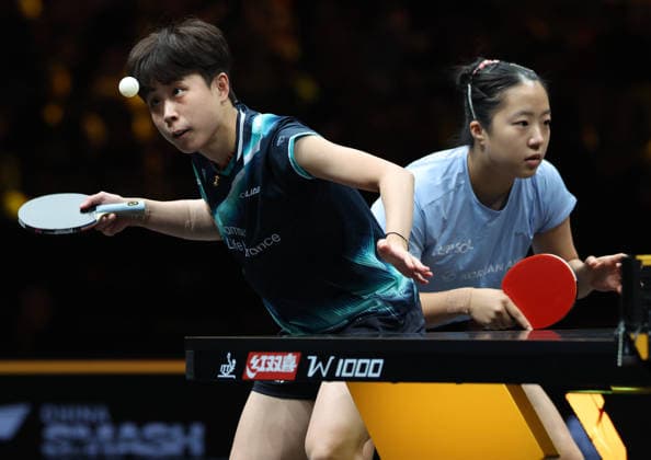 (261007) -- BEIJING, Oct. 7, 2026 -- Shin Yubin Joo Cheonhui (L) of South Korea compete during the women s doubles round of 16 match between Wang Yidi Jiang Yiyi of China and Shin Yubin Joo Cheonhui of South Korea at 2026 World Table tennis, Tischtennis (WTT) China Smash in Beijing, China, Oct. 7, 2026. ) (SP)CHINA-BEIJING-TABLE TENNIS-WTT-CHINA SMASH-WOMEN S DOUBLES (CN) ZhangxChenlin 