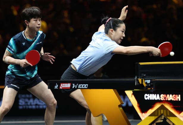 (261007) -- BEIJING, Oct. 7, 2026 -- Shin Yubin (R) Joo Cheonhui of South Korea compete during the women s doubles round of 16 match between Wang Yidi Jiang Yiyi of China and Shin Yubin Joo Cheonhui of South Korea at 2026 World Table tennis, Tischtennis (WTT) China Smash in Beijing, China, Oct. 7, 2026. ) (SP)CHINA-BEIJING-TABLE TENNIS-WTT-CHINA SMASH-WOMEN S DOUBLES (CN) ZhangxChenlin 