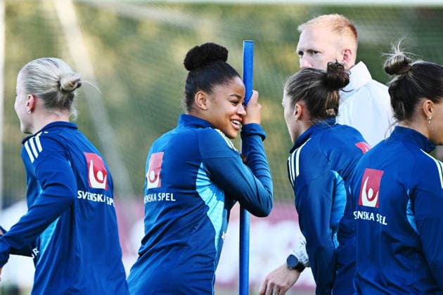 STOCKHOLM, SWEDEN, October 7, 2026 Felicia Schröder as the women s national team trains at Bosön ahead of the 2027 World Cup playoff STOCKHOLM, SWEDEN x10090x  Copyright: xClaudioxBresciani TTx THE WOMEN S NATIONAL TEAM TRAINS BEFORE THE PLAYOFFS