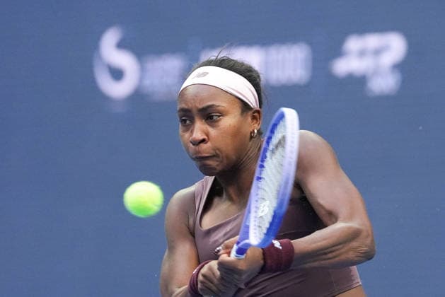 (261007) -- BEIJING, Oct. 7, 2026 -- Coco Gauff competes during the women s singles fourth round match between Coco Gauff of the United States and Elise Mertens of Belgium at 2026 China Open tennis tournament in Beijing, China, Oct. 7, 2026. ) (SP)CHINA-BEIJING-TENNIS-CHINA OPEN-WOMEN S SINGLES (CN) JuxHuanzong 